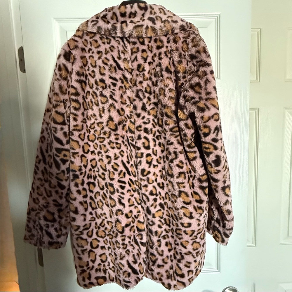 Fun Animal Print Jacket - Picture 7 of 8